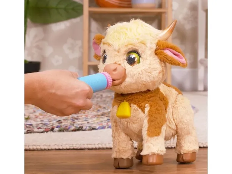 furReal Plüsch Maggie The Feed & Follow Cow 33 cm
