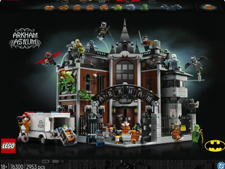 LEGO® DC Arkham Asylum 76300