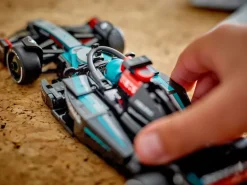 LEGO® Speed Champions Mercedes-AMG F1 W15 Rennauto 77244