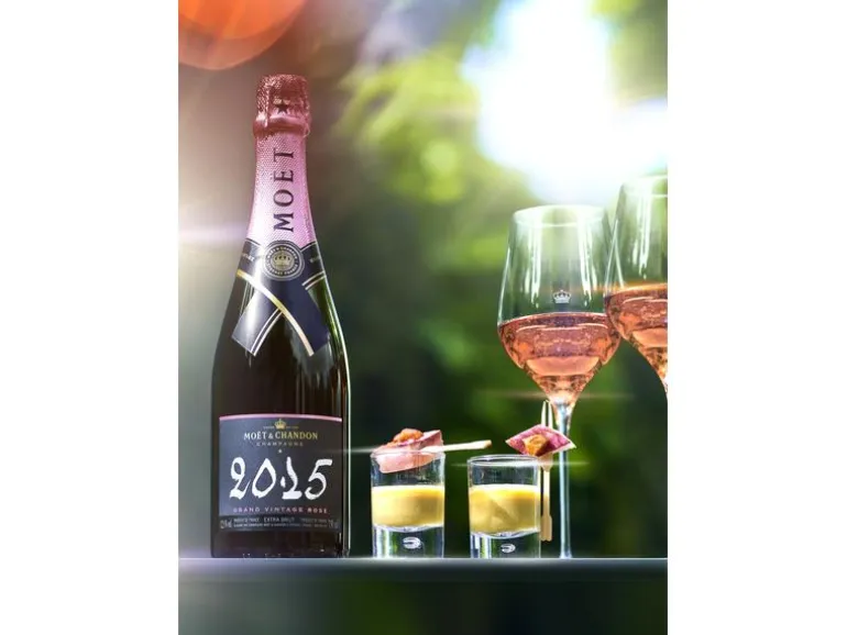 Moët & Chandon Grand Vintage Rosé 2015 0.75 l