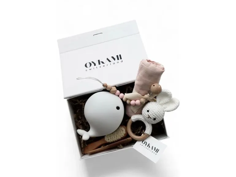 Oykami Geschenkset Athen Mädchen mit Wal