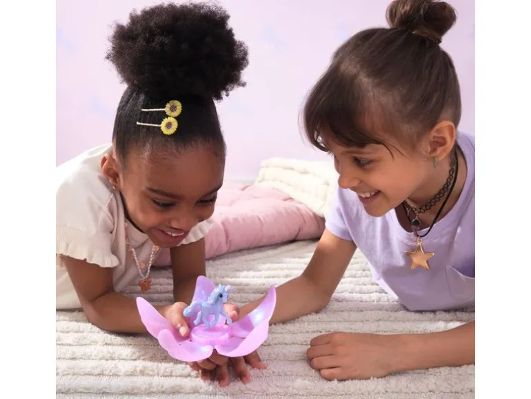 Spinmaster Unicorn Academy Collectible Baby Unicorn assortiert